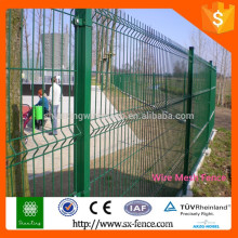 2015 Alibaba China Powder painting Welded Wire Mesh Fence/Fence Panel/Post and accessary